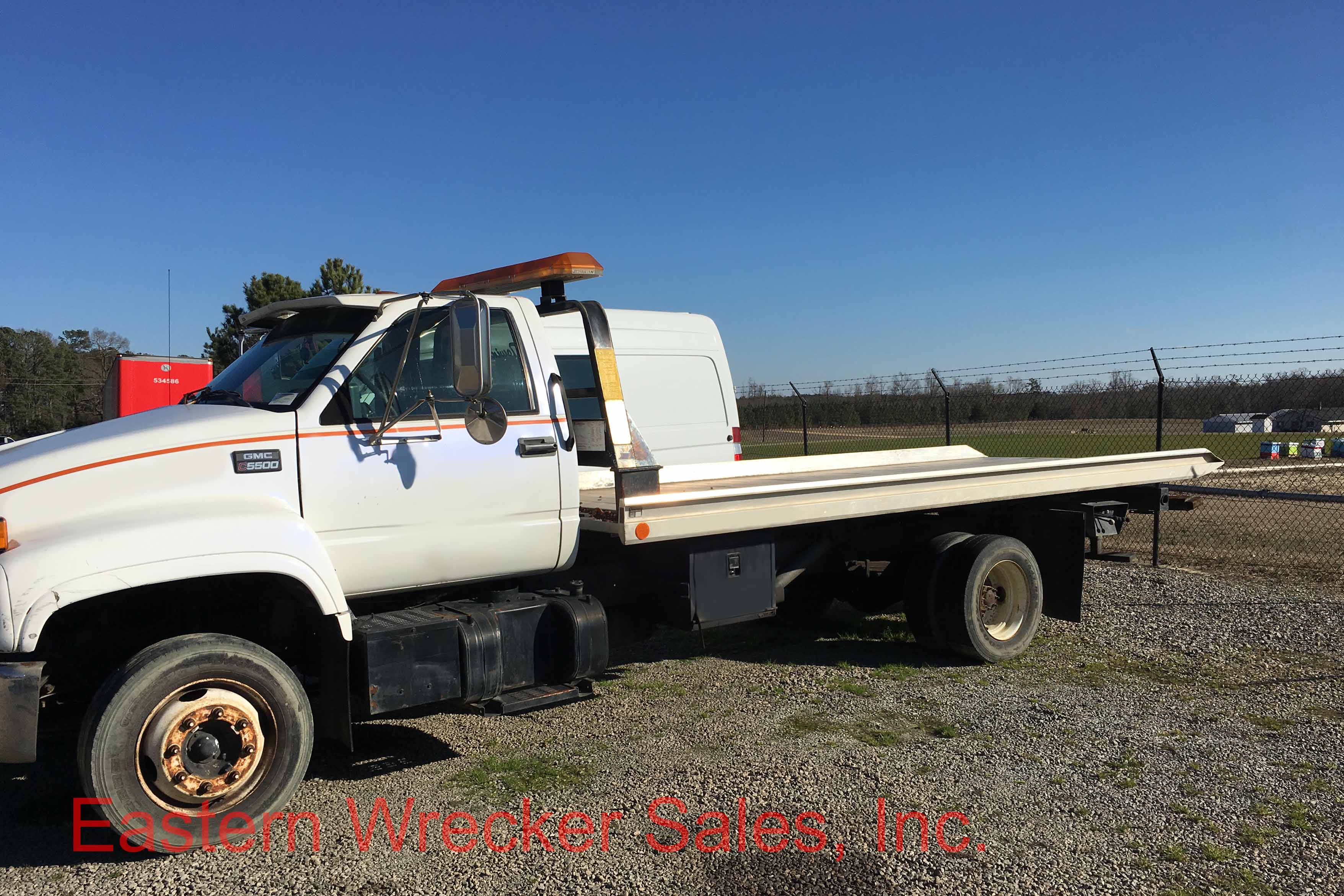 1997 GMC TopKick C5500 with a Jerr Dan 19′ Aluminum Carrier – Engine Needs Rebuilding