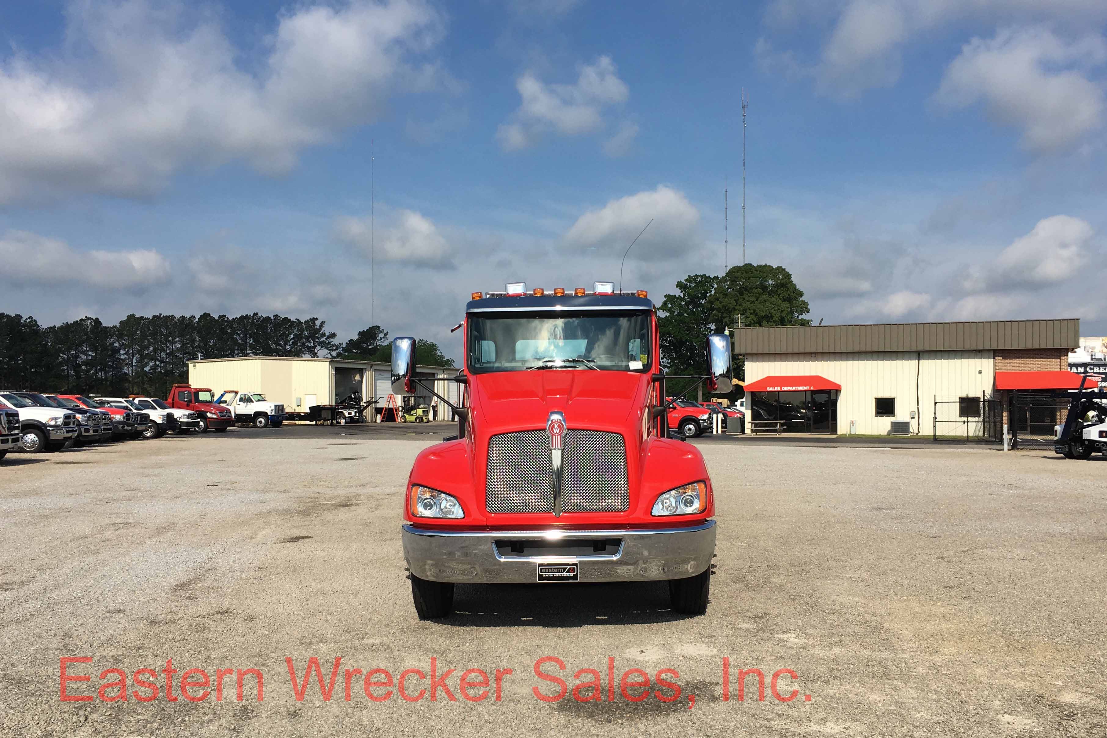 K4366 front Eastern Wrecker Sales Inc