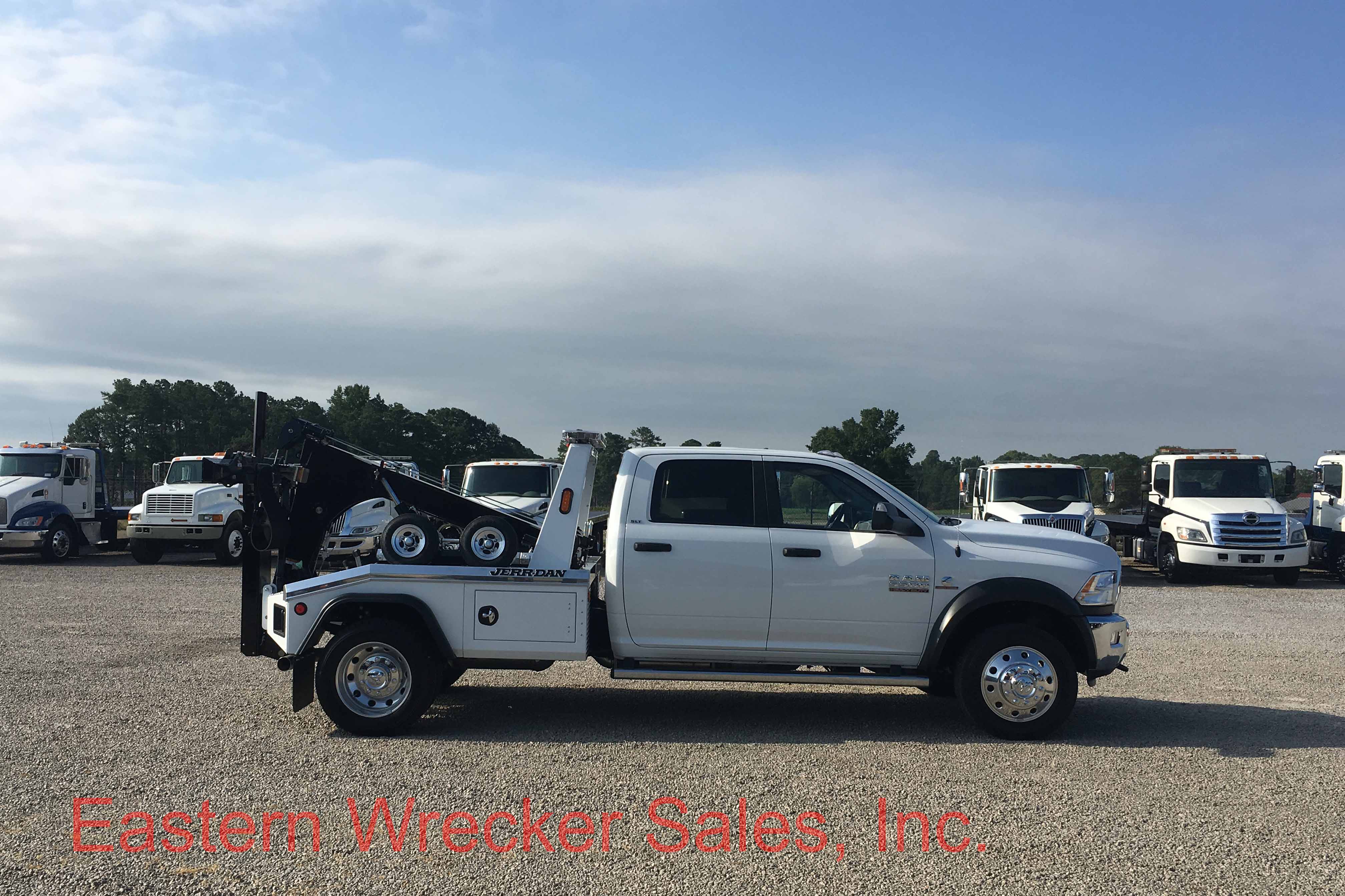 d1974_side_ps_2017_dodge_quad_cab_tow_truck_for_sale_jerr ...