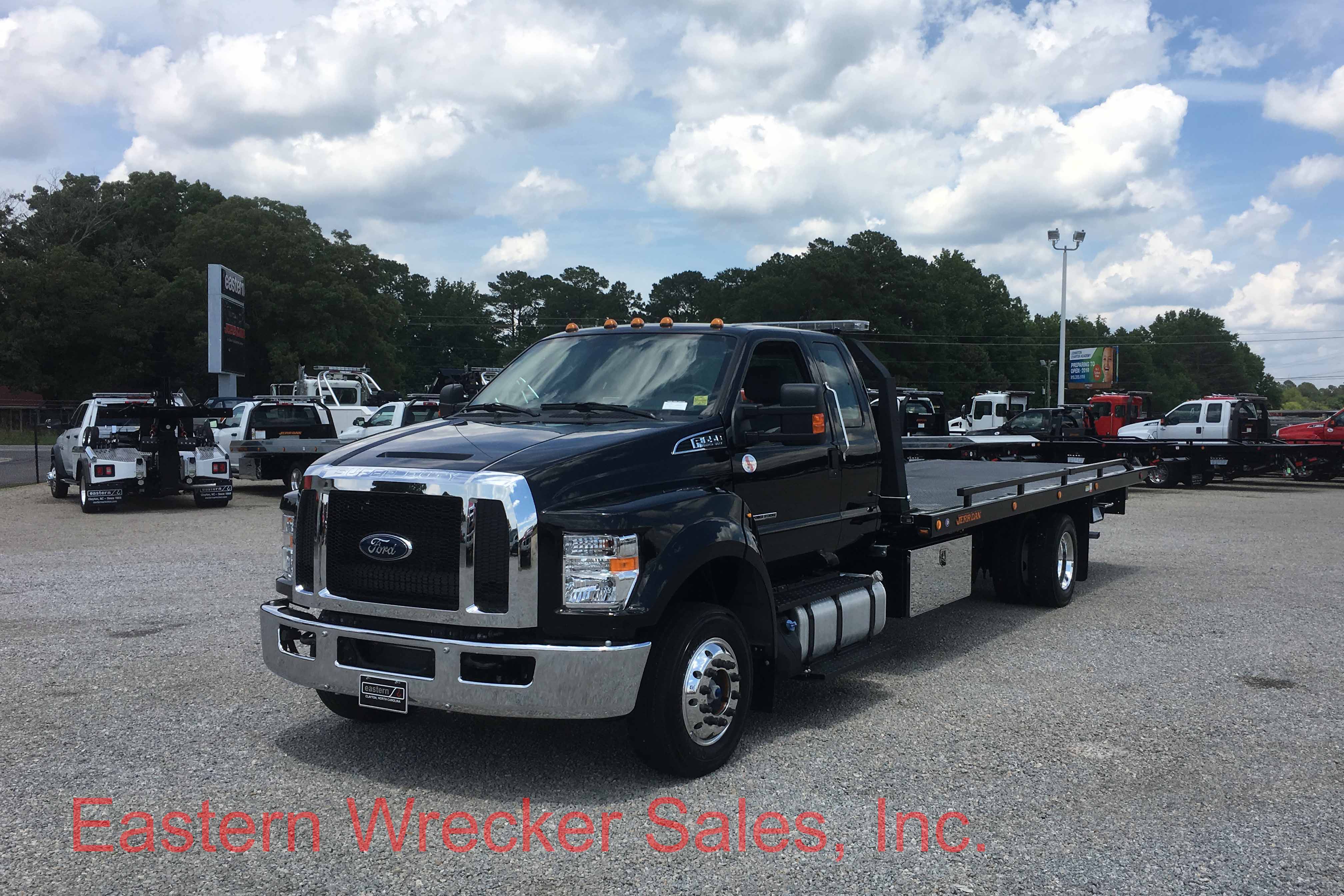 f6886_front_ds_2017_ford_f650_tow_truck_for_sale_jerr_dan_carrier