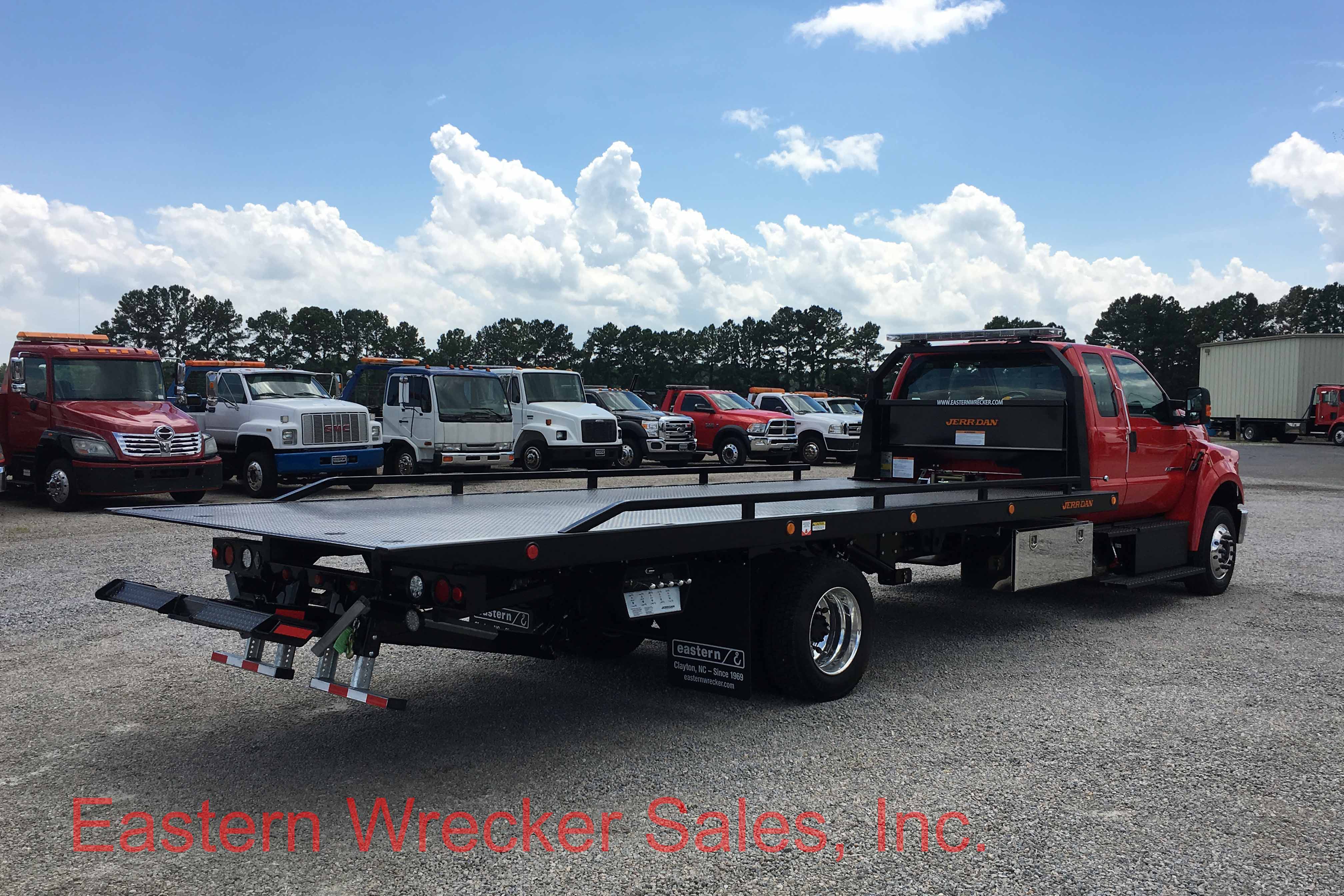f6888_rear_ps_2017_ford_f650_tow_truck_for_sale_jerr_dan_car_carrier_flatbed JerrDan, Landoll
