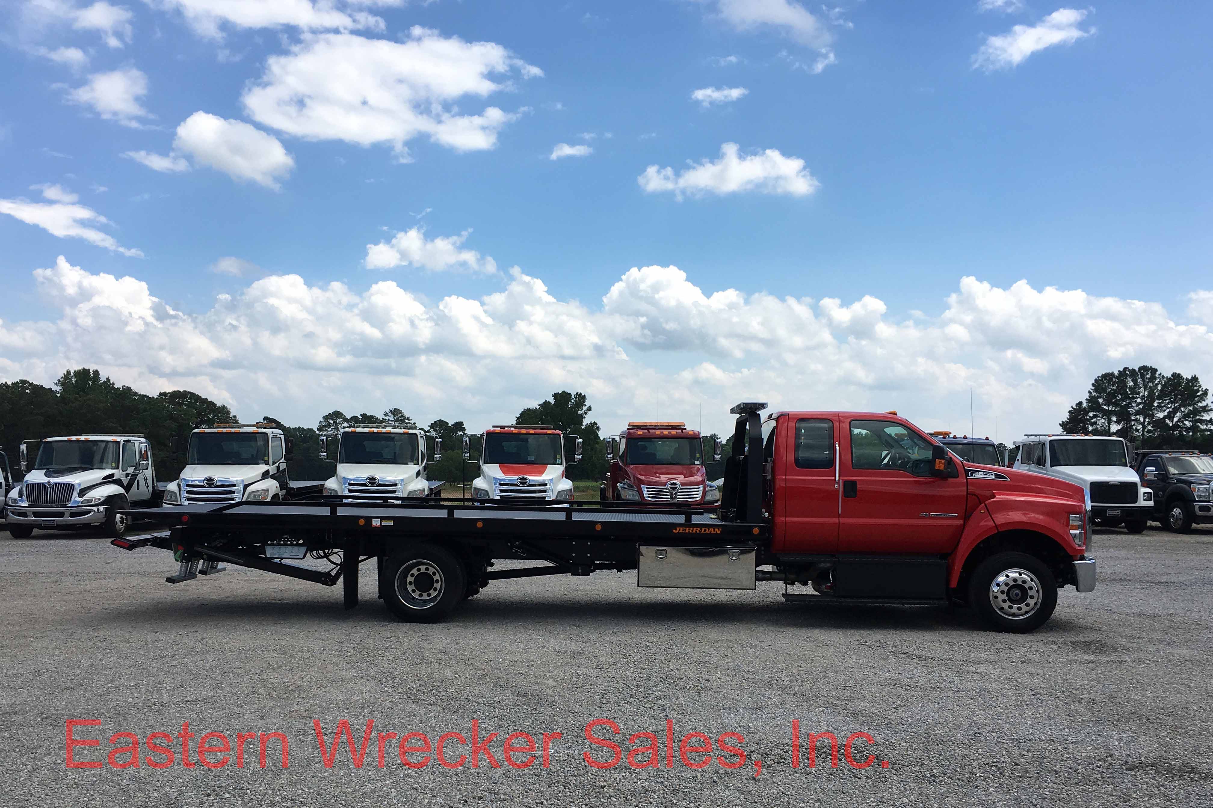 f6888_side_ps_2017_ford_f650_tow_truck_for_sale_jerr_dan_car_carrier