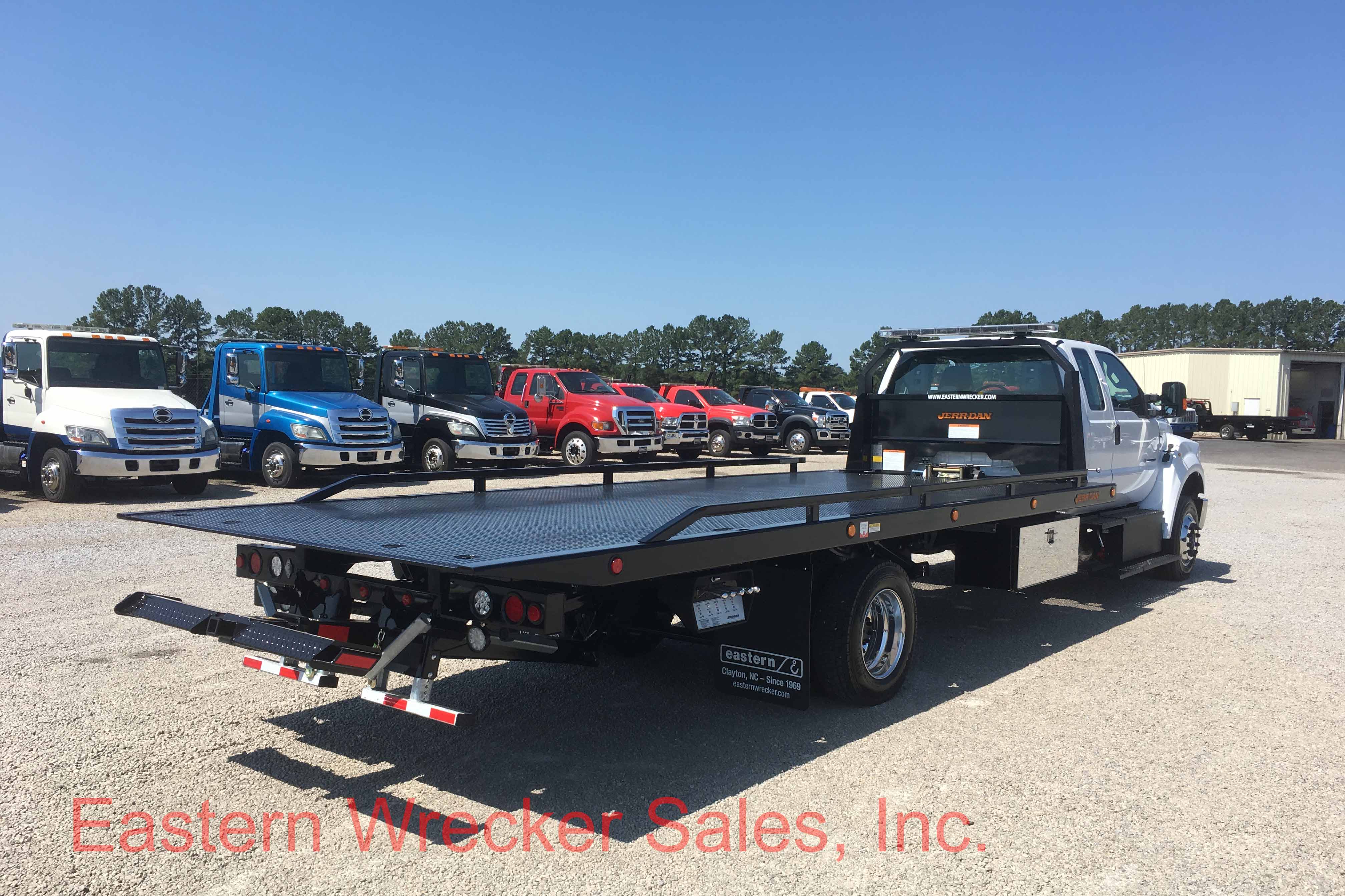 f6893_rear_ps_2017_ford_f650_tow_truck_for_sale_jerr_dan_carrier