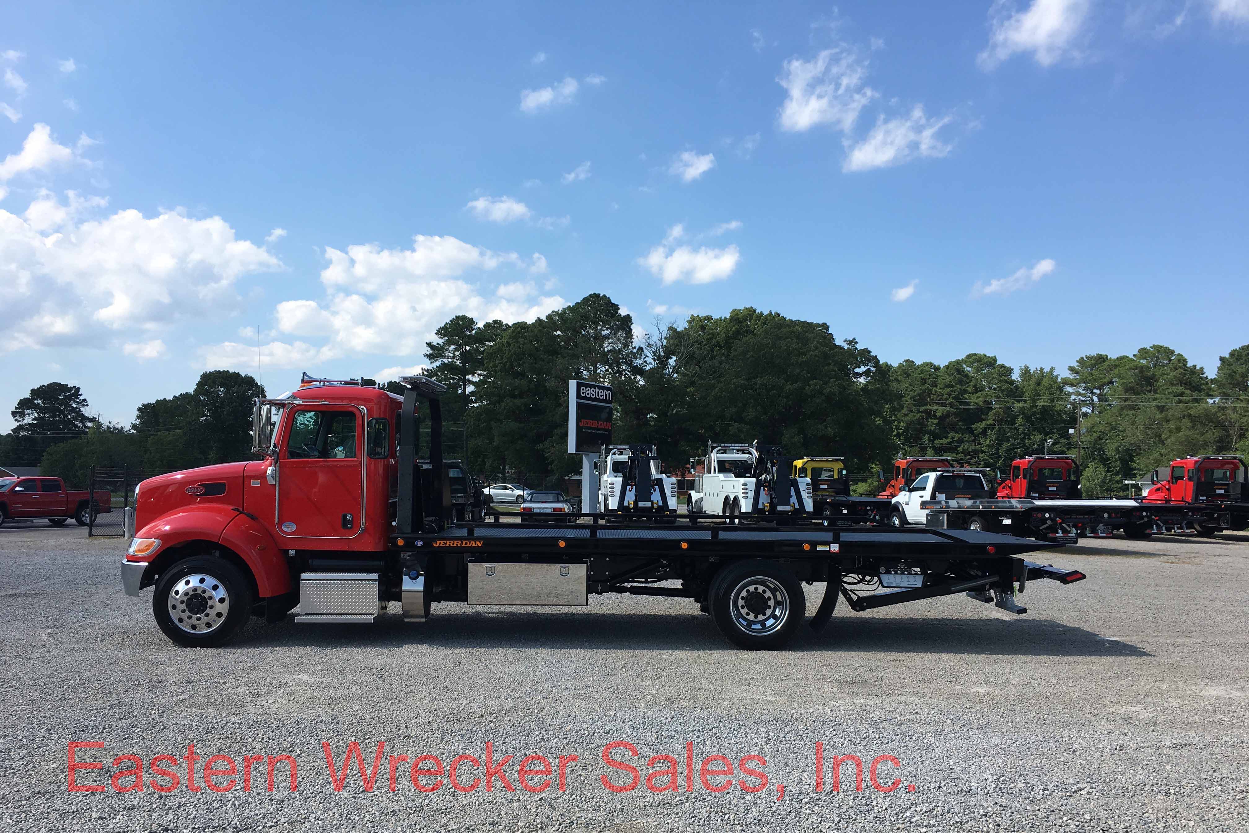 2018 Peterbilt 337 with JerrDan 22' Steel 6 Ton Low Profile Car
