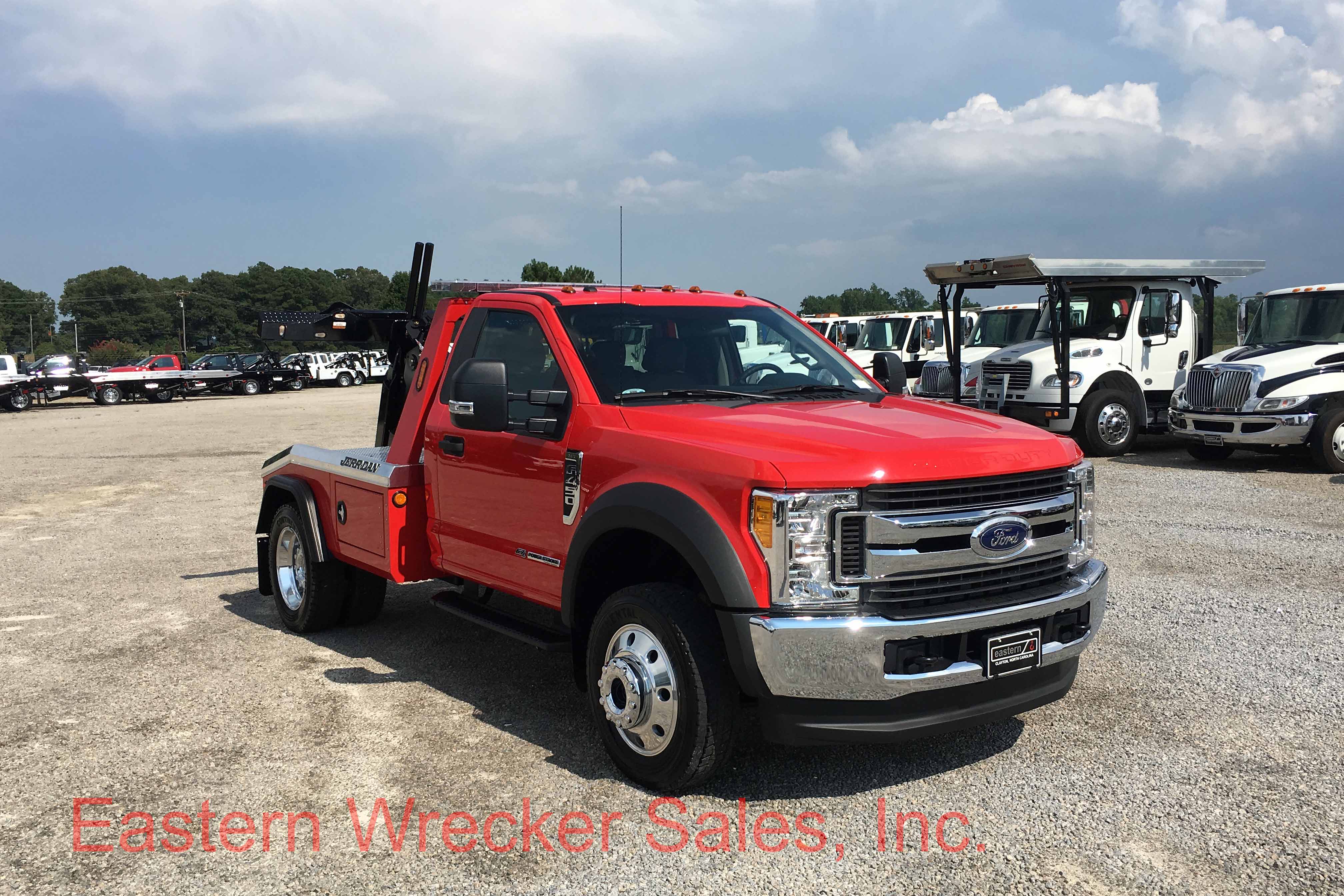 2022 Ford F450 Super  Duty XLT 4x4 with a Jerr Dan MPL NG 