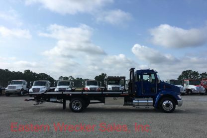 2018 Kenworth T270 Tow Truck for Sale with a Jerr Dan Car Carrier / Flatbed.