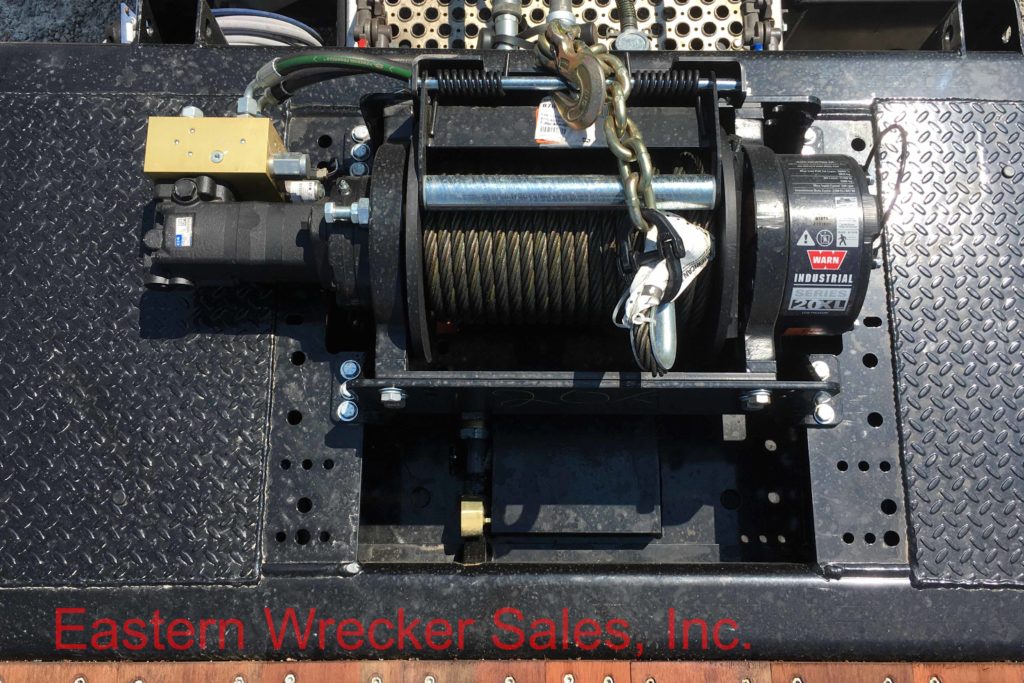 l4998_winch_landoll_455_equipment_trailer_towing_transport Eastern