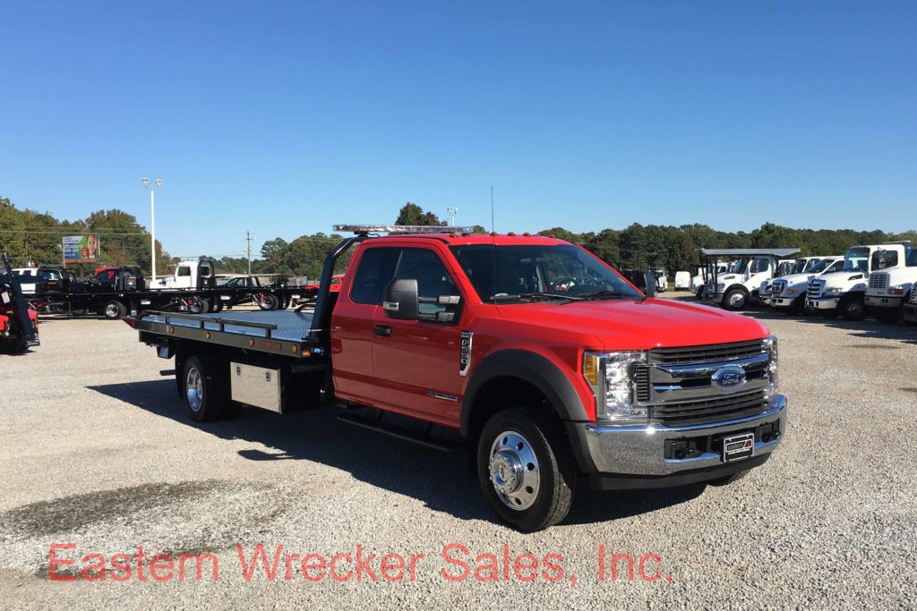 f9382_front_ps_2017_ford_f550_tow_truck_for_sale_jerr_dan_rollback_flatbed_carrier Eastern