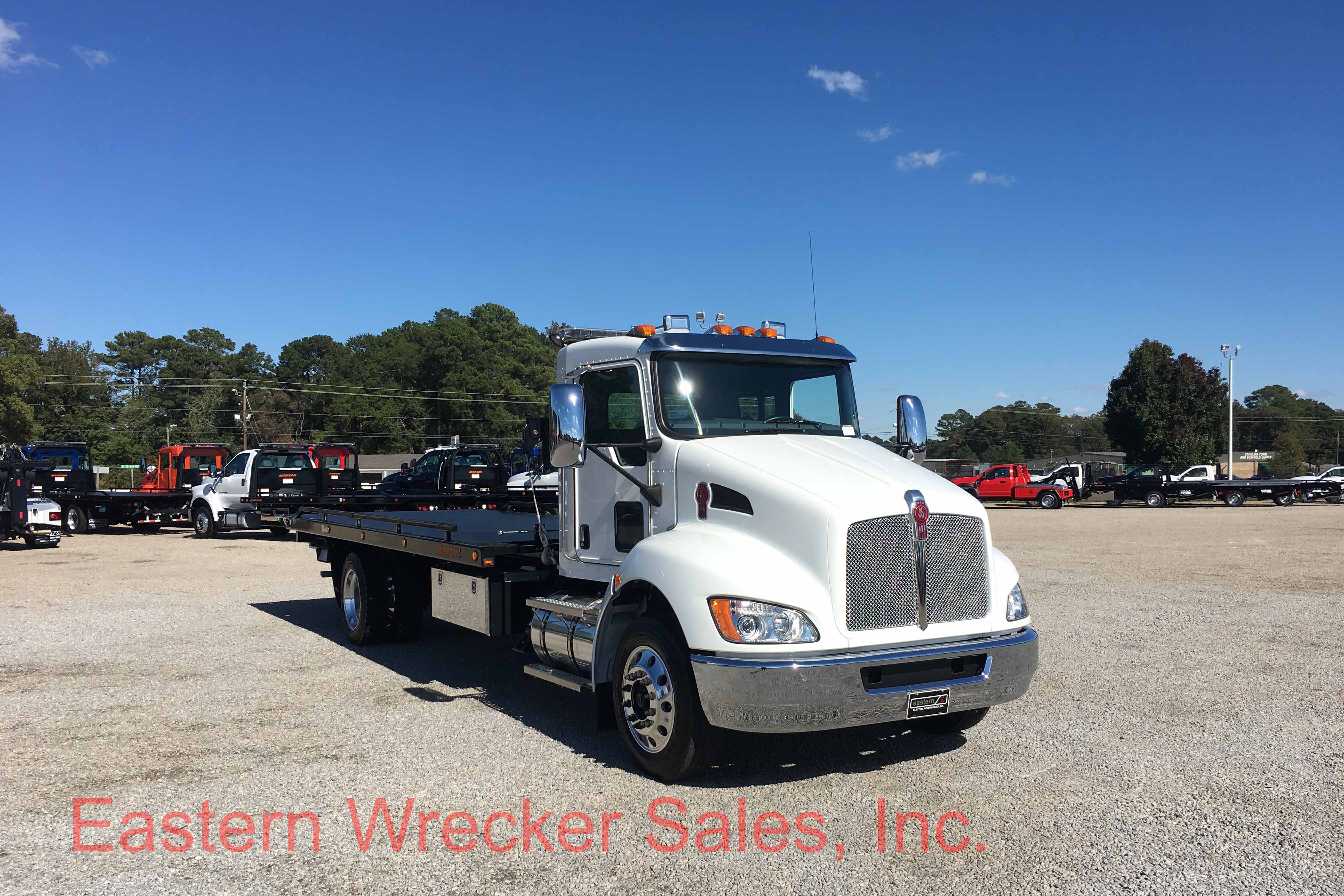 k8222_front_ps_2018_kenworth_tow_truck_for_sale_jerr_dan_carrier_SRS