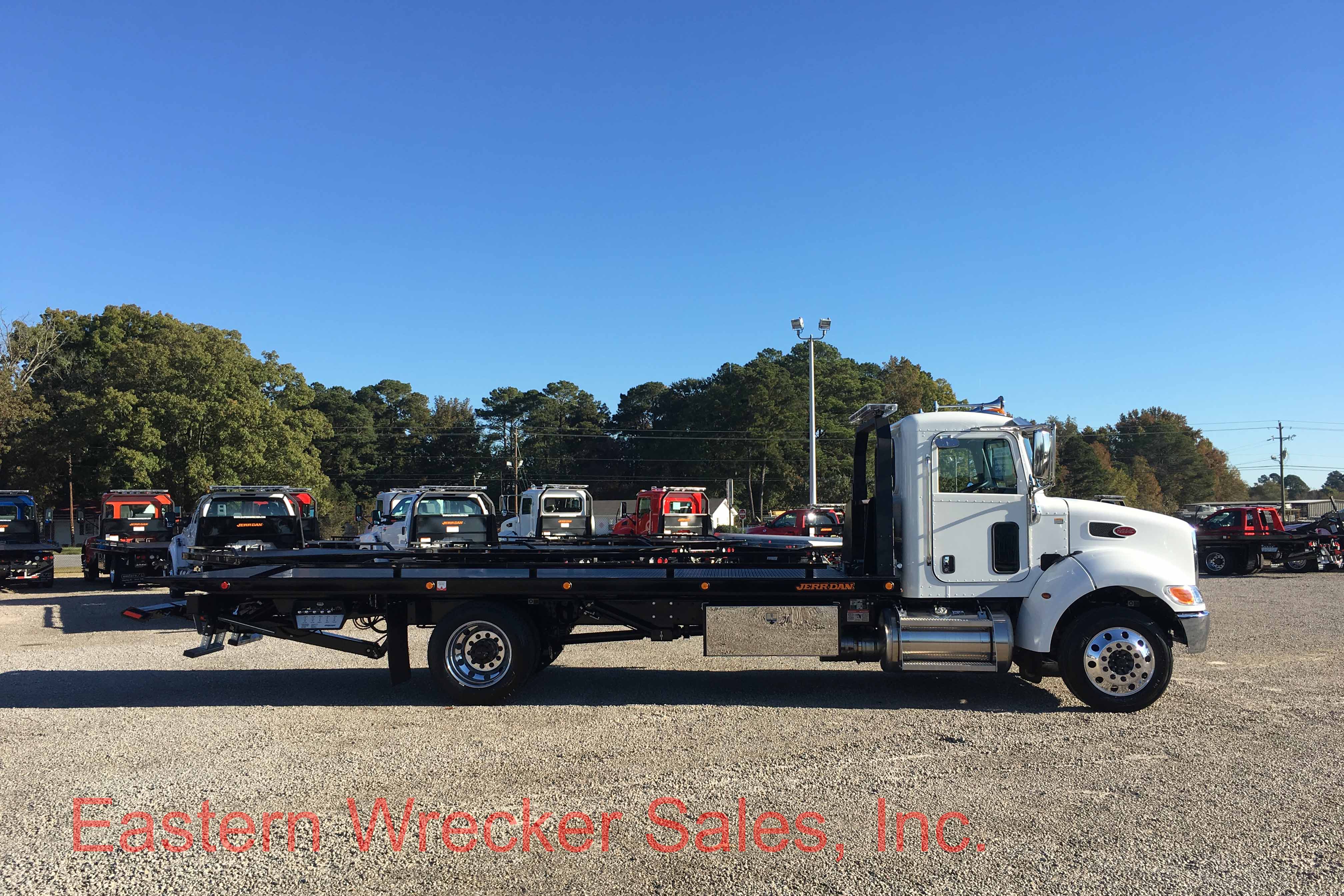 2018 Peterbilt 337 with JerrDan 22' Steel 6 Ton Low Profile Car