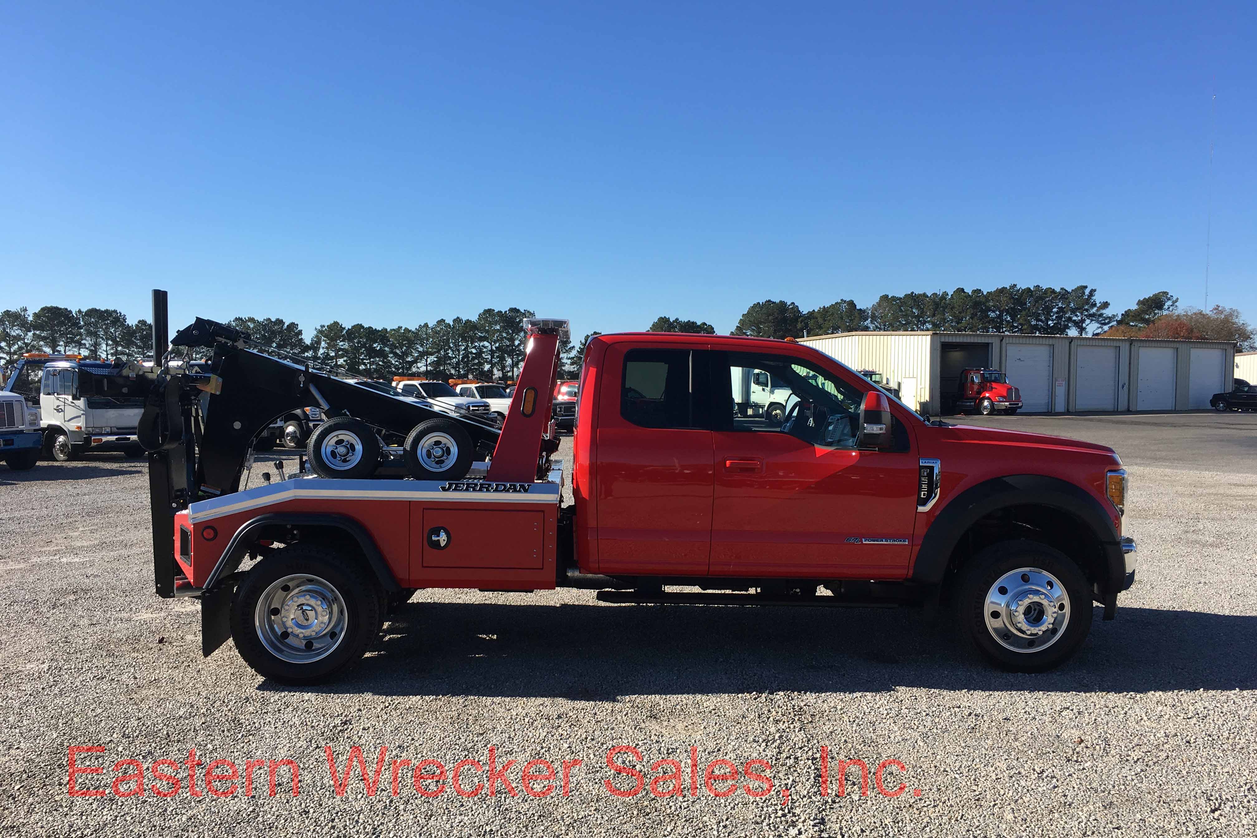 f5218_side_ps_2017_ford_f550_lariat_tow_truck_for_sale_jerr_dan_mpl40