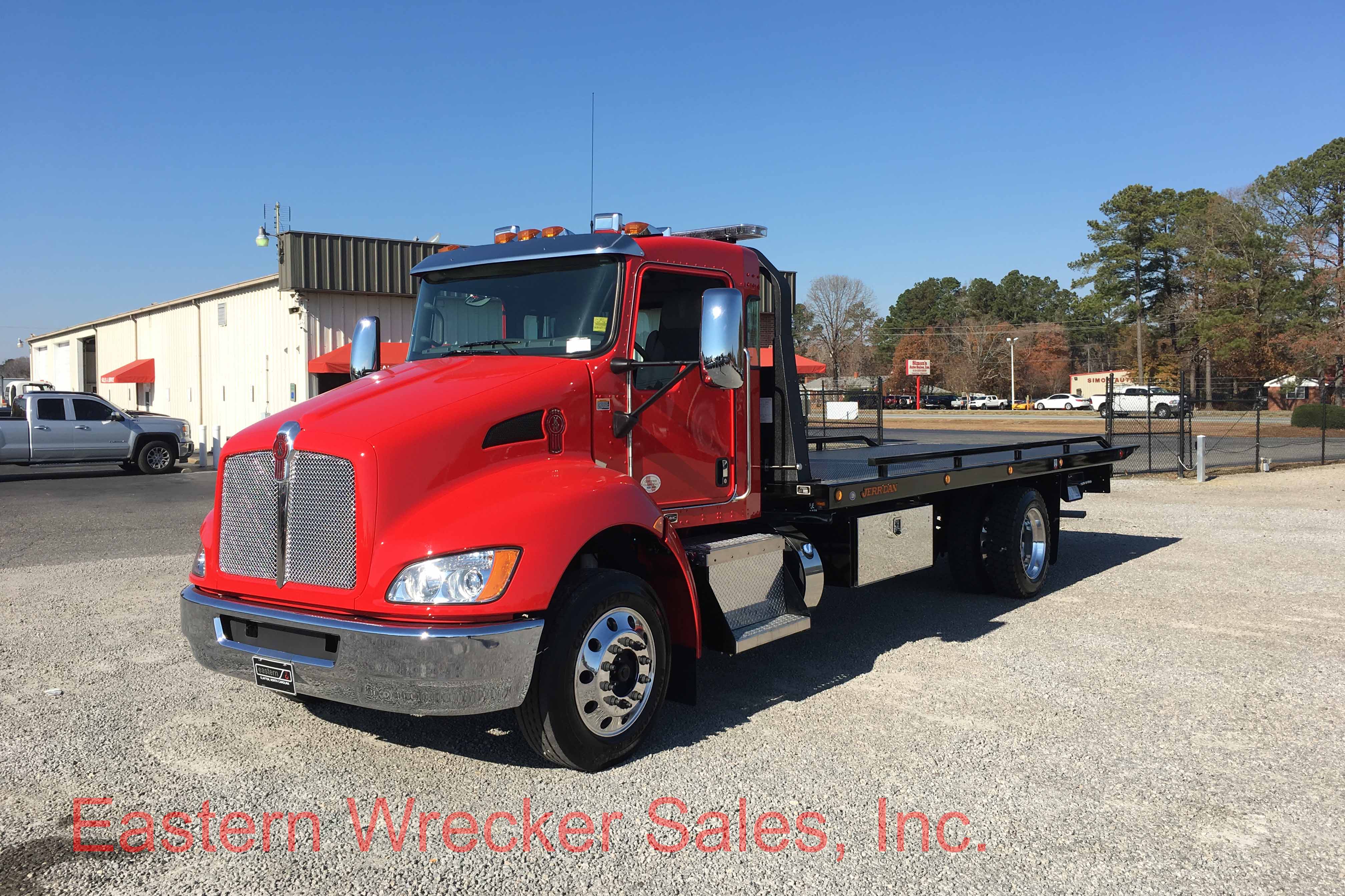 2018 Kenworth T270 with JerrDan 22' Steel 6 Ton Low Profile Car