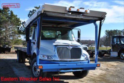 2003 International 4400 with 28ft Chevron Multicar Carrier, Stock Number Z9560