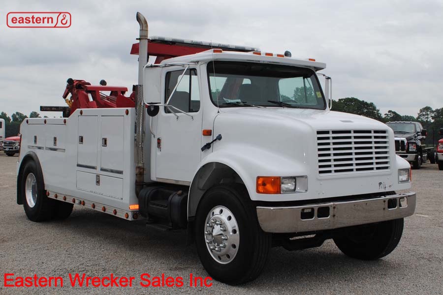 1991 International 4900 with Century 4024T 20-ton Wrecker - SOLD ...