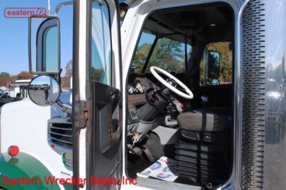 2017 Freightliner 122SD Road Tractor, Detroit Diesel DD15 505hp, 13-spd, Stock Number U3592