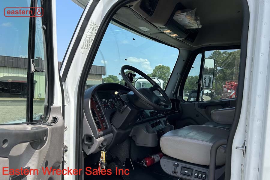 2019 Freightliner M2106 Extended Cab with 21ft Century and Side Puller ...