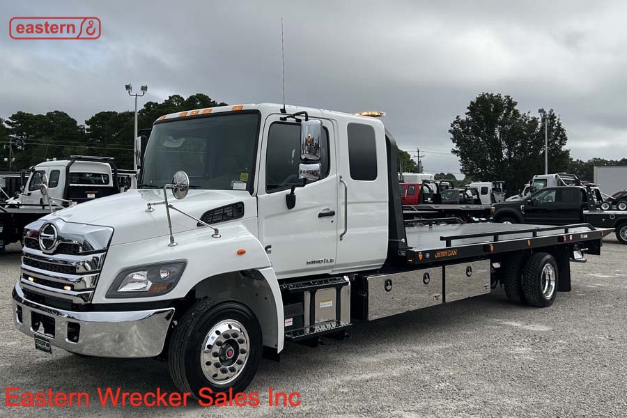 2025 Hino L6 Extended Cab Air Brake Air Ride with 22ft Jerr-Dan