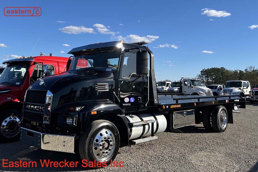 2025 Mack MD642 with 22ft Jerr-Dan SRR6T-WLP Steel Carrier