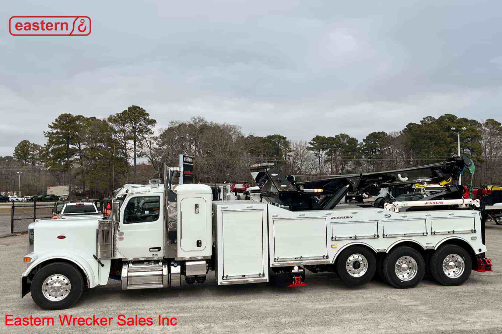 2026 Peterbilt 589 with Jerr-Dan JD35/40T Rotator - Eastern